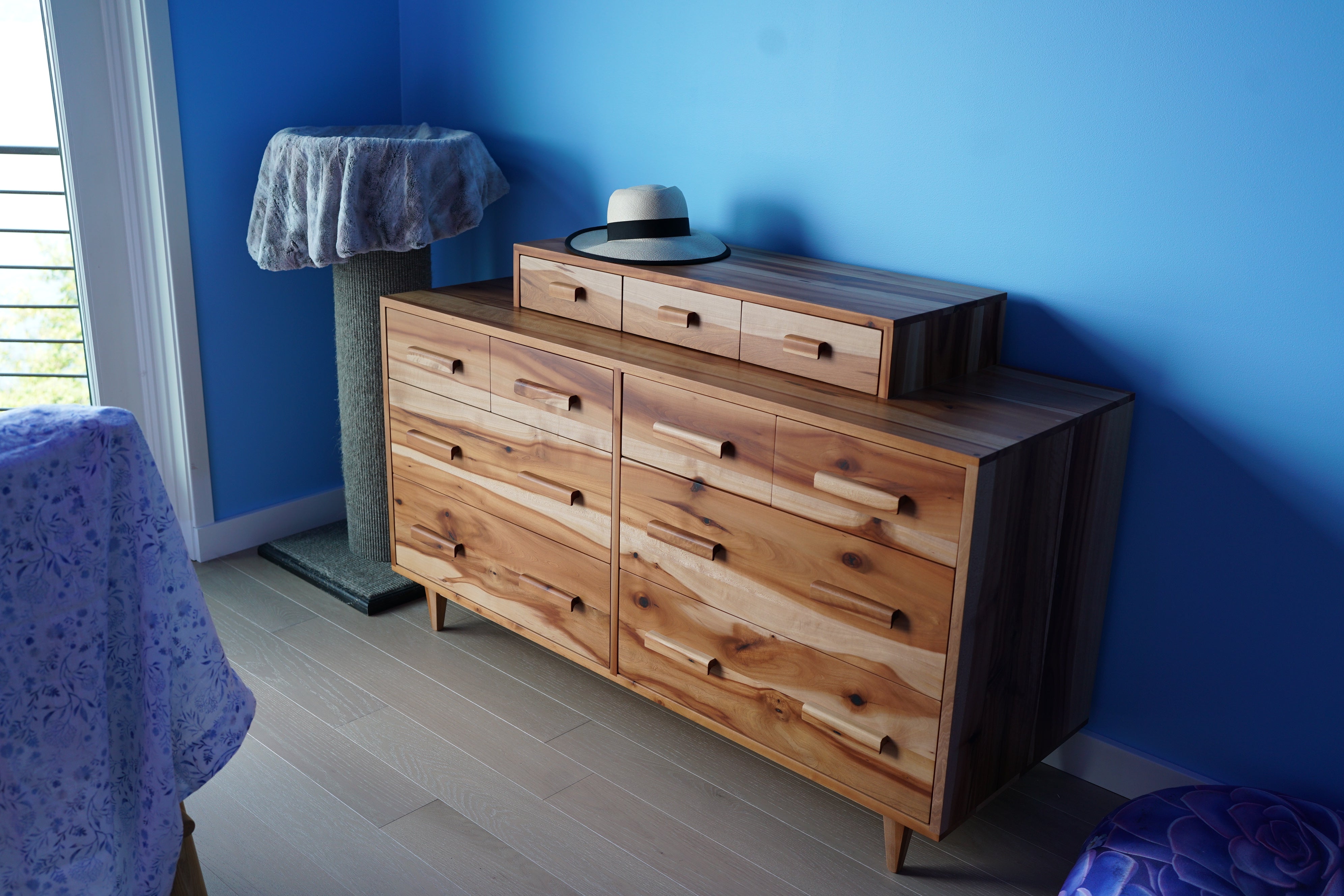 Lowboy Madrone Dresser -11 Drawer