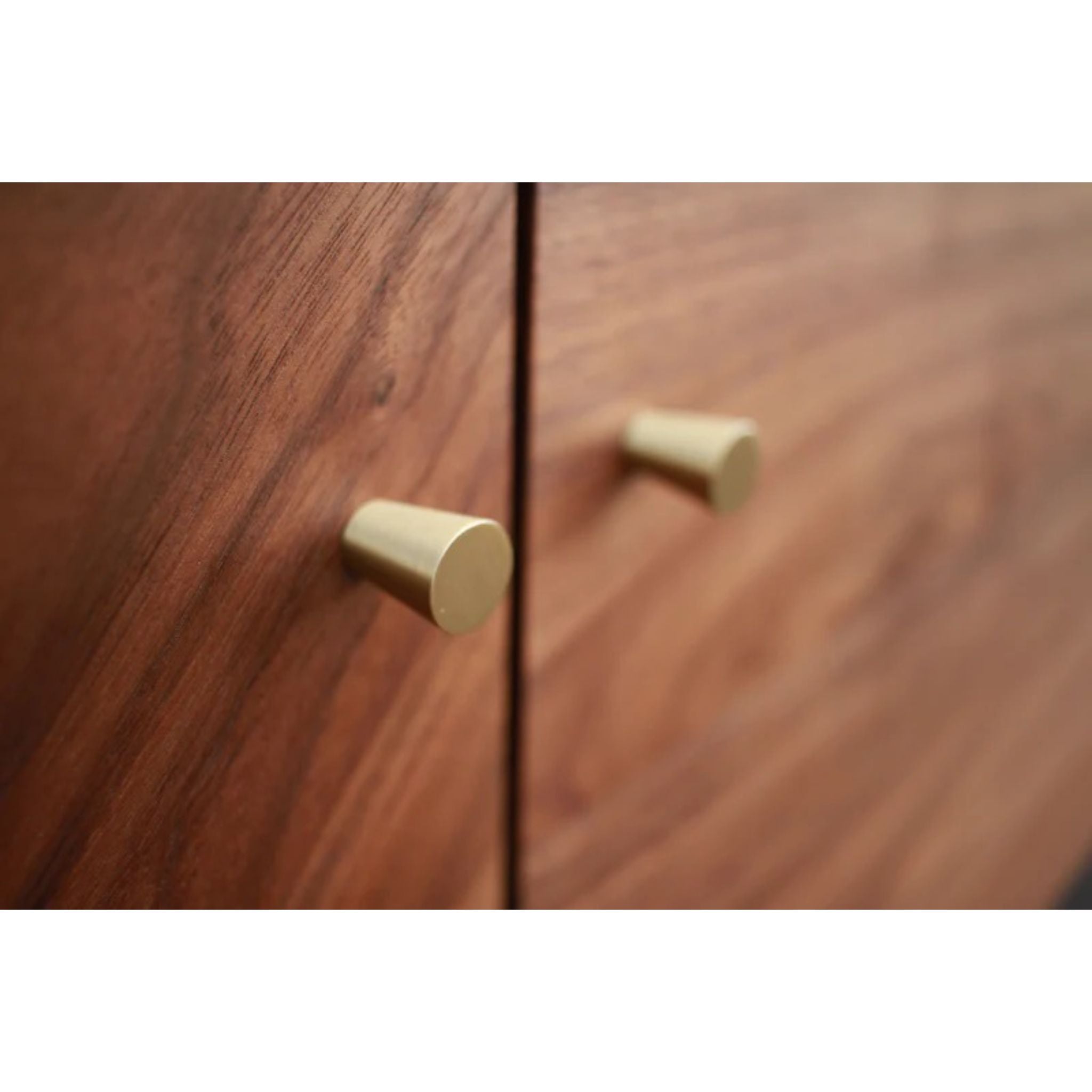 Jocson Wine Bar BR16 Handle Closeup View by Tomfoolery Wood Co
