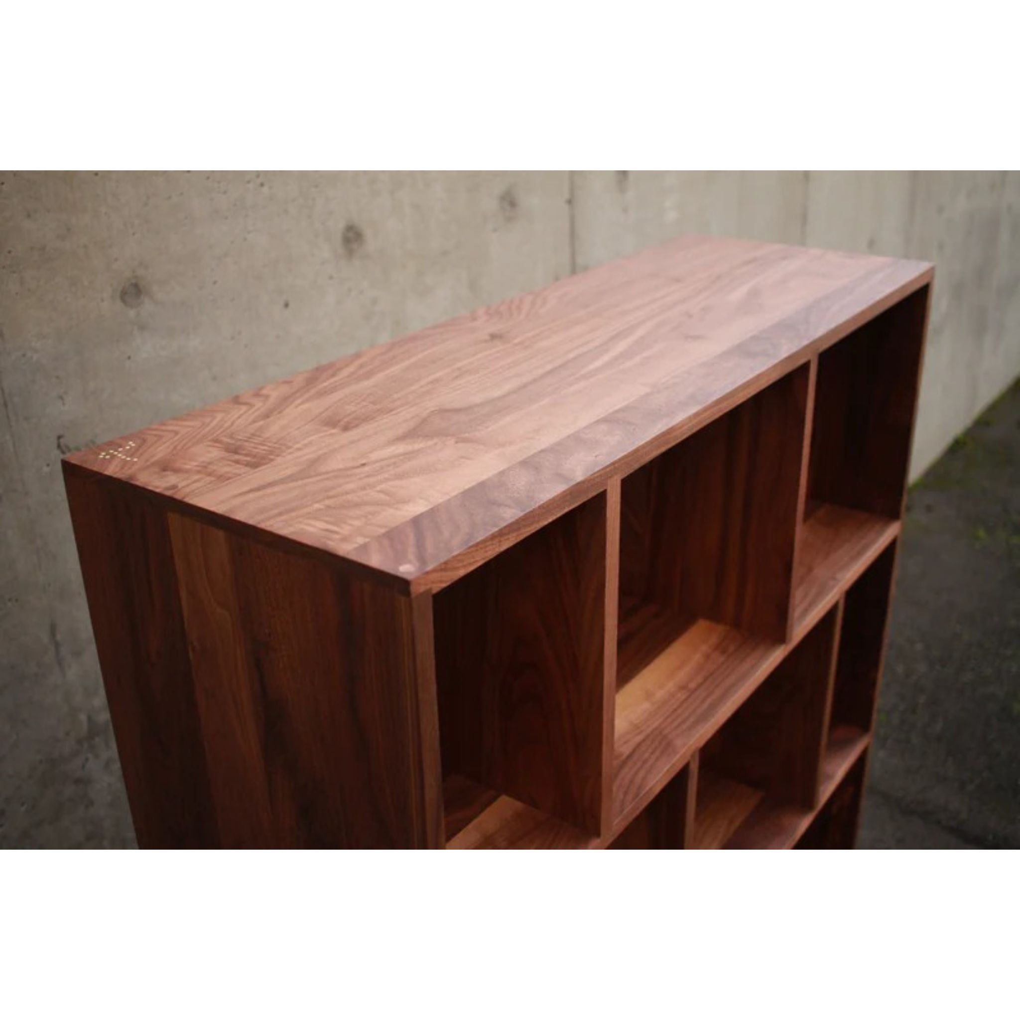 Knodler Vinyl Console CN92 Top Side View by Tomfoolery Wood Co