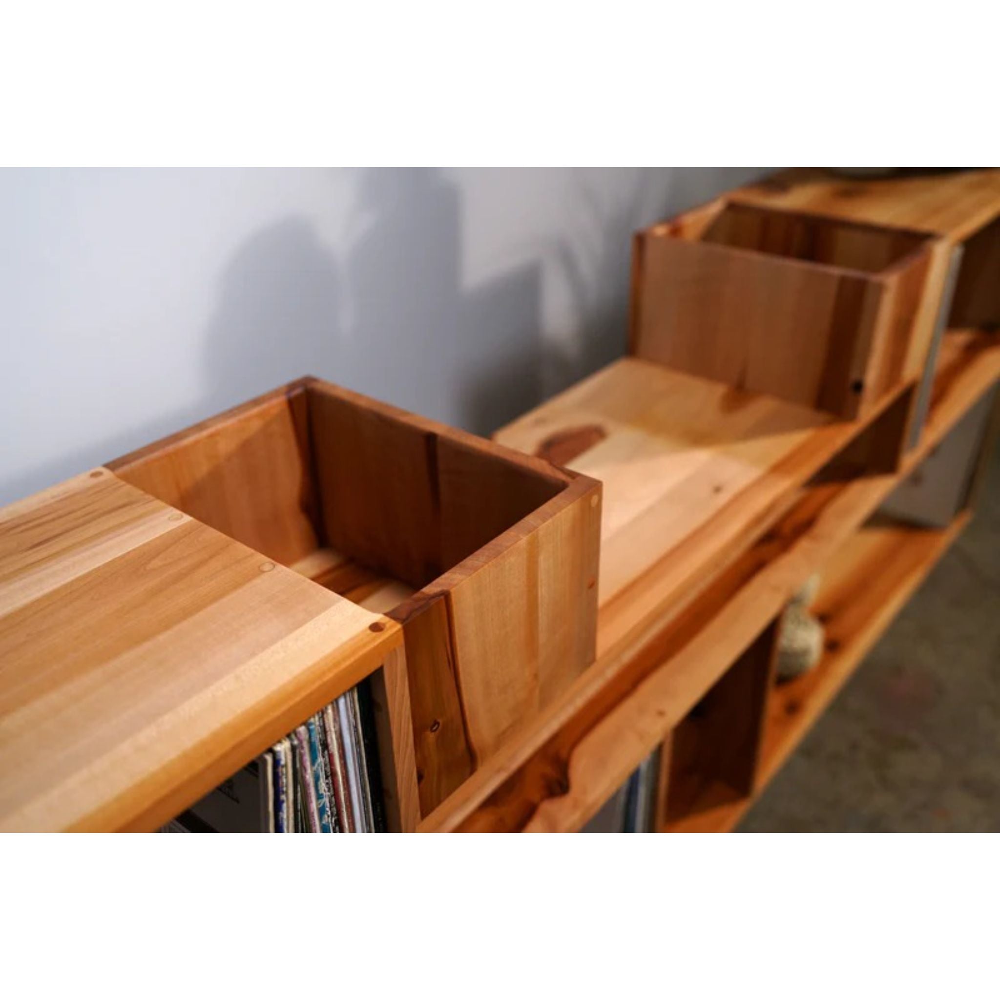 Emerson Vinyl Console CN81 Top Closeup View by Tomfoolery Wood Co